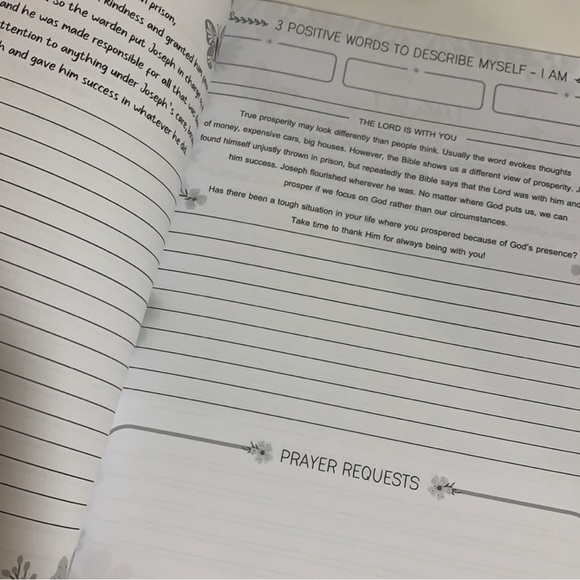 Prayer Journal for women - Picture 3 of 4